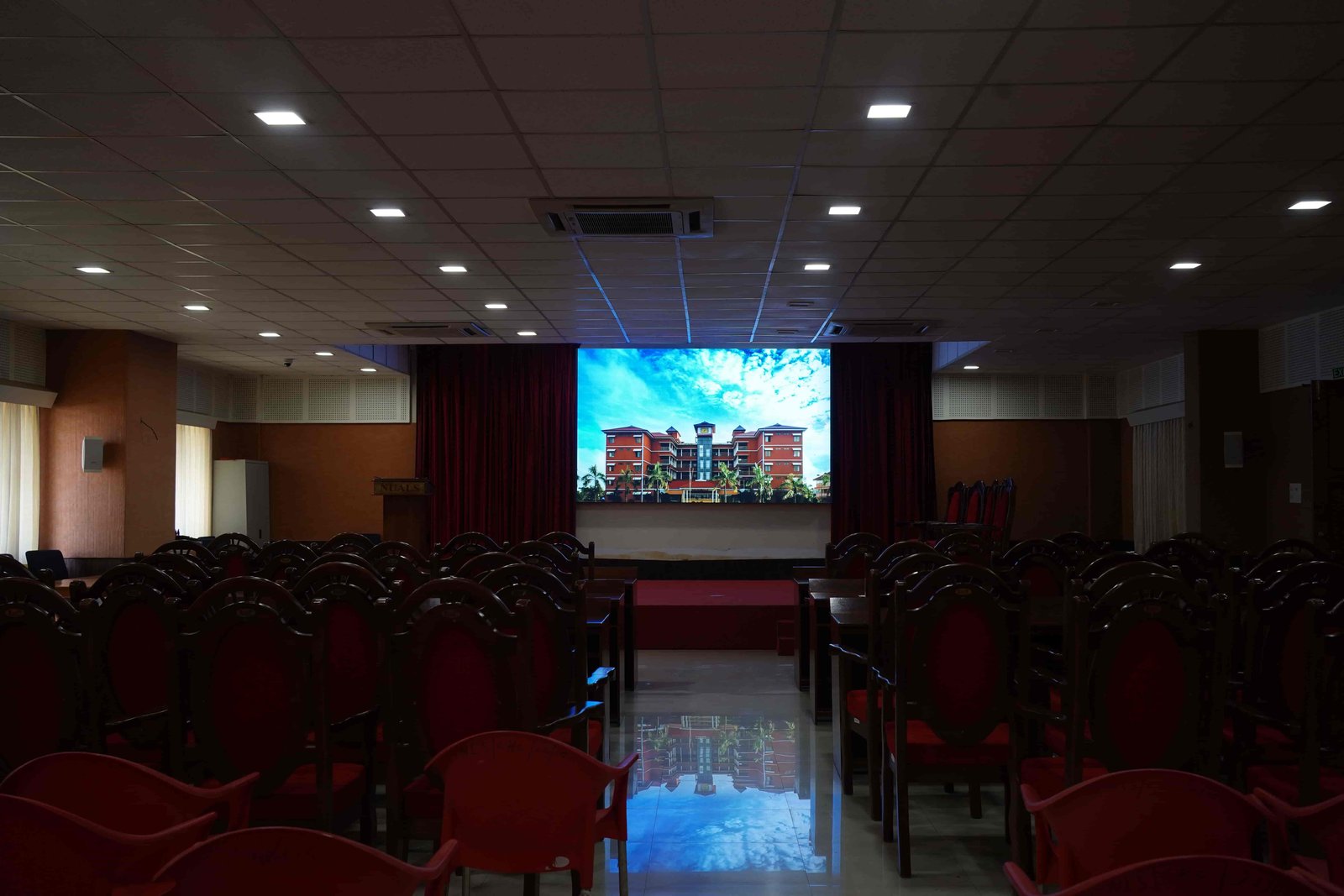 Trusted LED Display Supplier in Kochi, Bangalore & Chennai – Hawaii LED