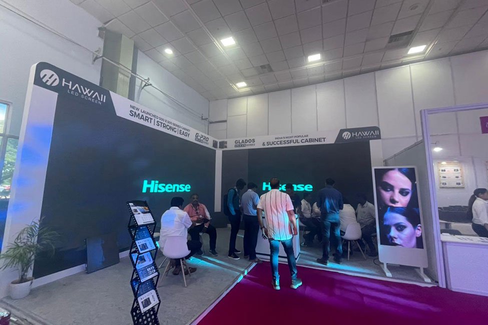 What Customization Options Are Available with LED Display Manufactures?