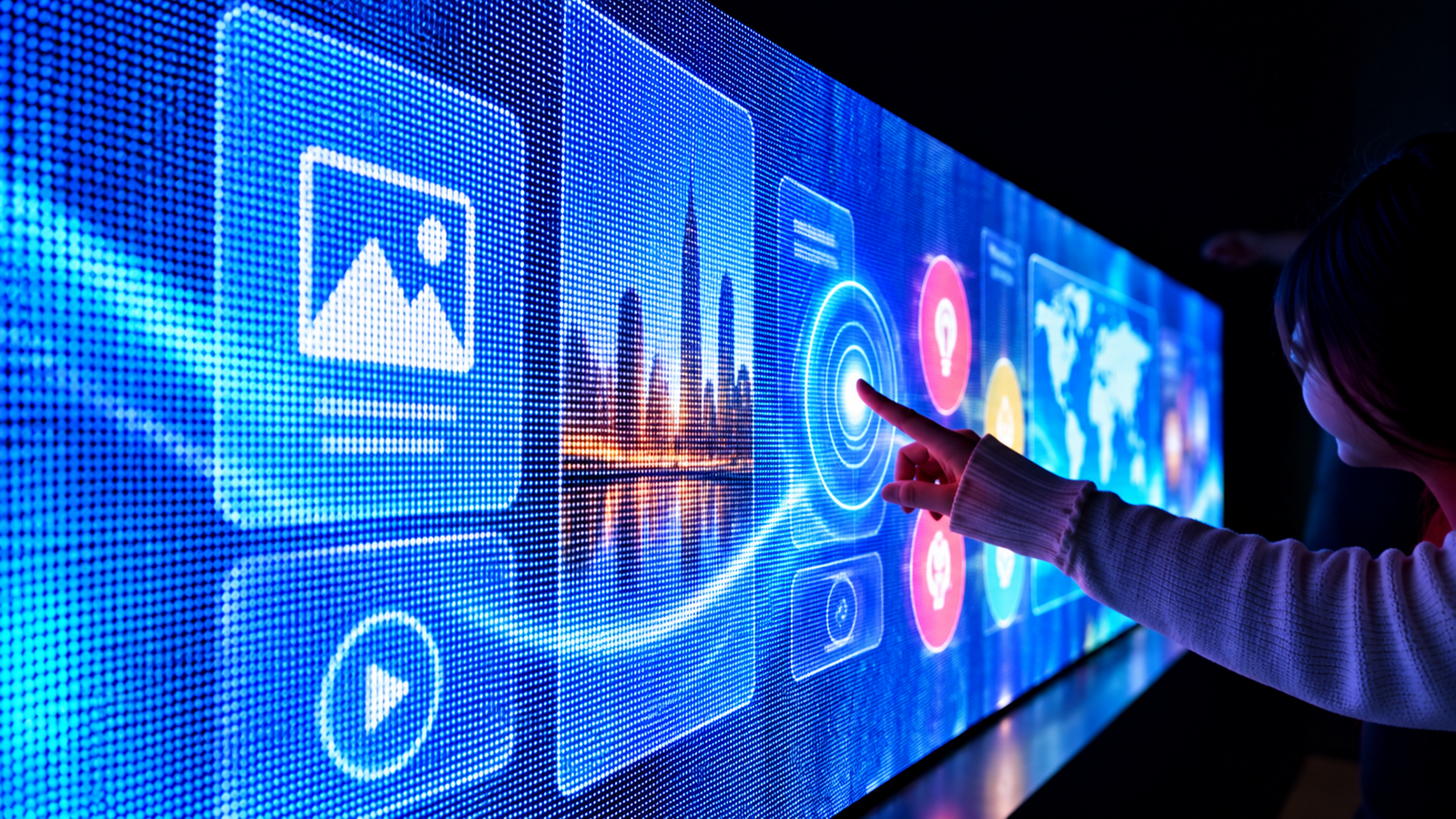 INTRACTIVE LED SCREEN